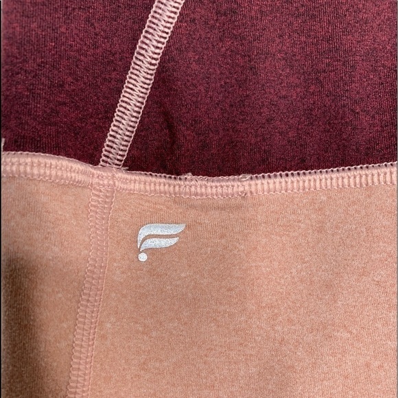 Fabletics High-Waisted Heathered Pocket Crop Leggings - Picture 3 of 6